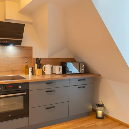 Simply Fraenkisch Altstadt, Glasfaser, Tiefgarage Appartement